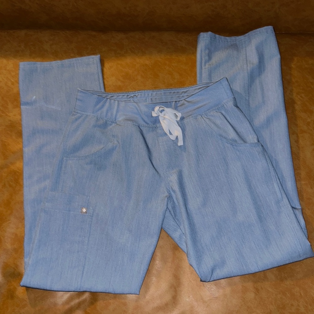 FIGS Kade Scrub Pants. Small, Heather Indigo.